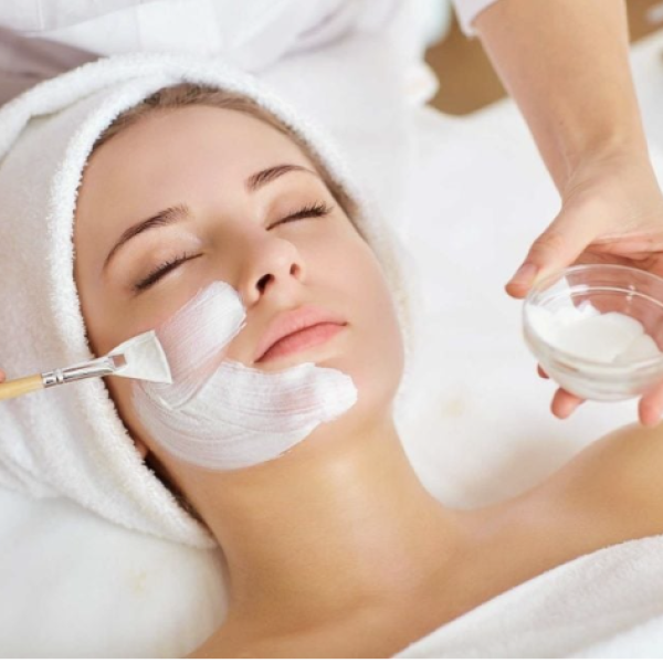 THỦY NGUYỄN BEAUTY & ACADEMY